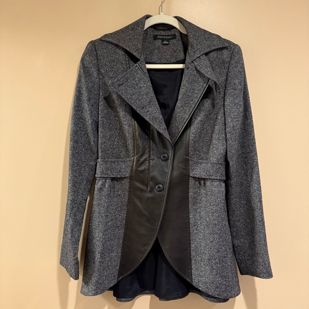 Gorgeous Wool &‎ Leather Jacket